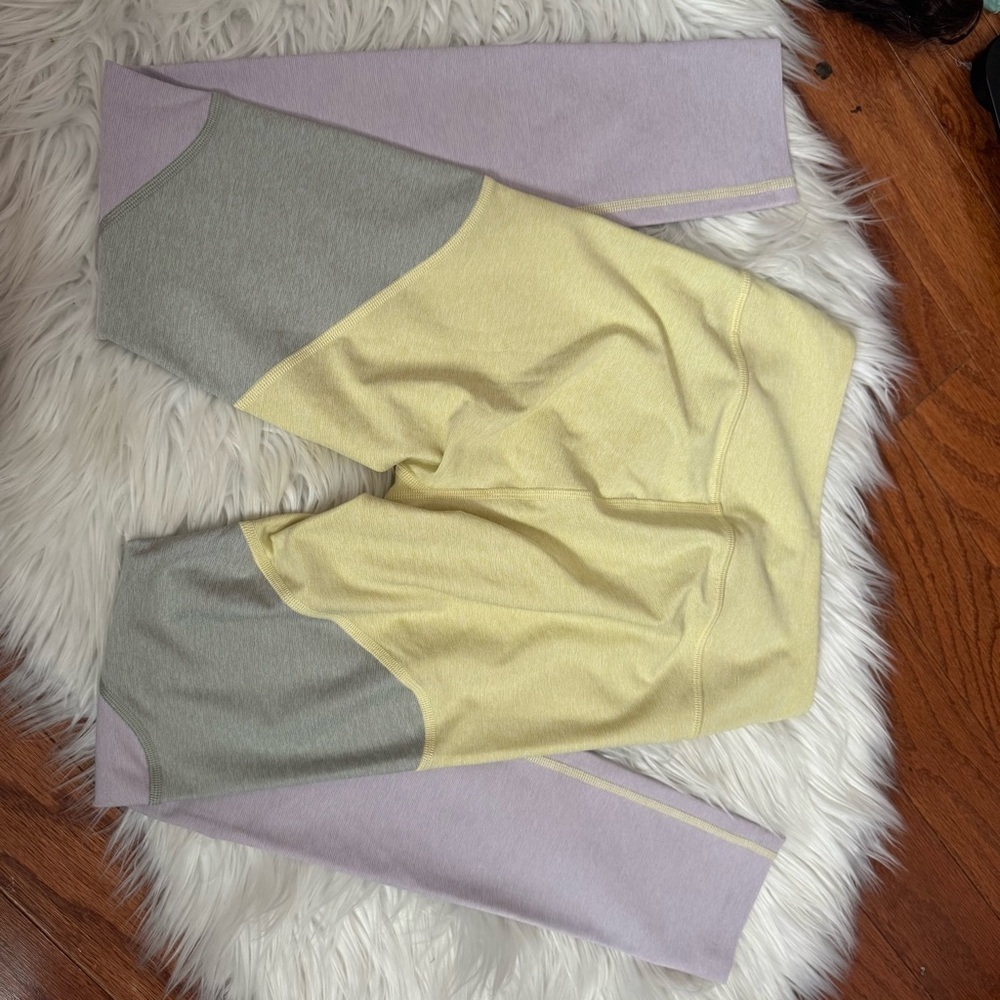 Outdoor Voices 7/8 Spring leggings - Picture 4 of 8